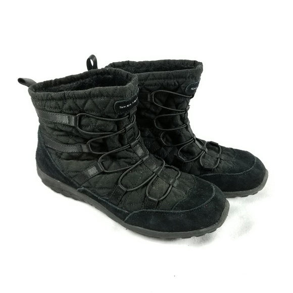 skechers women's reggae fest steady quilted bungee ankle bootie